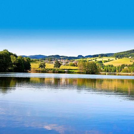 Camping Le Lac Des Sapins Cublize Eksteriør bilde